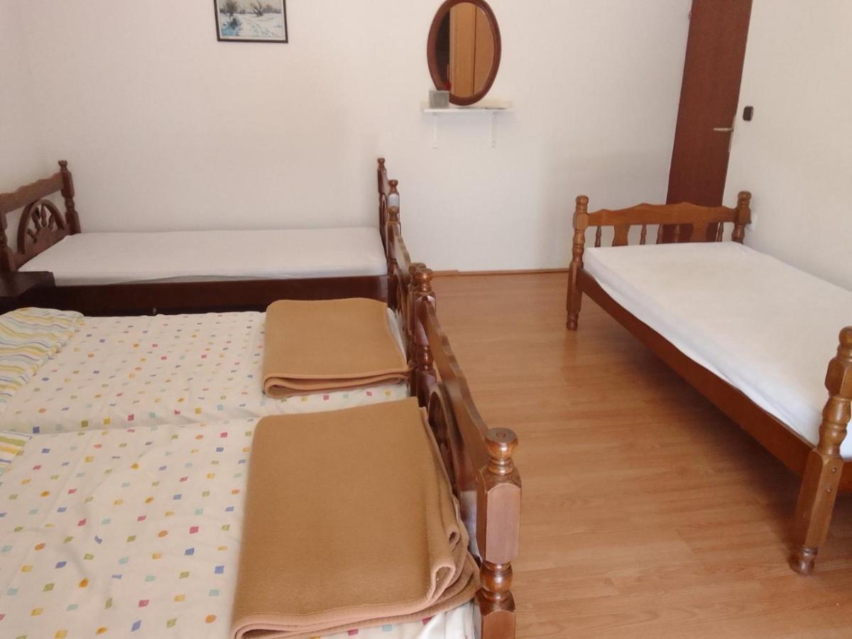 Guesthouse Djurisic Херцег-Новий Екстер'єр фото