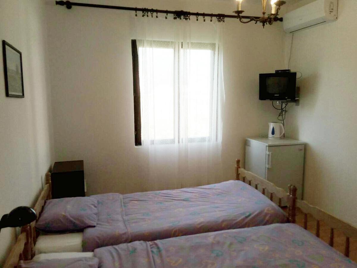 Guesthouse Djurisic Херцег-Новий Екстер'єр фото